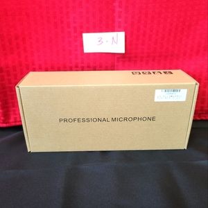 Professional Gaming Microphone NIB